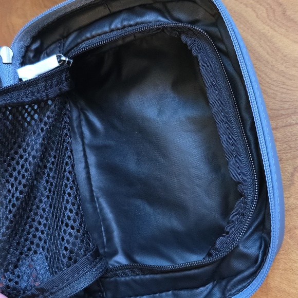 Away small tech pouch - Picture 7 of 7